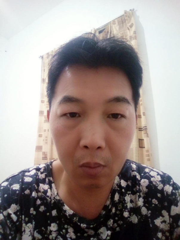 繁华哀伤的第一张照片--台湾上门女婿服务网