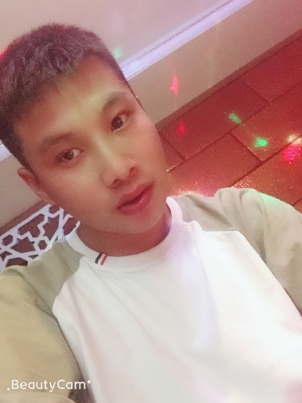 阿锋的第一张照片--台湾上门女婿服务网