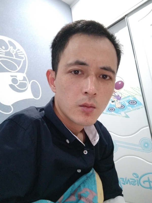 容晨的第一张照片--台湾上门女婿服务网