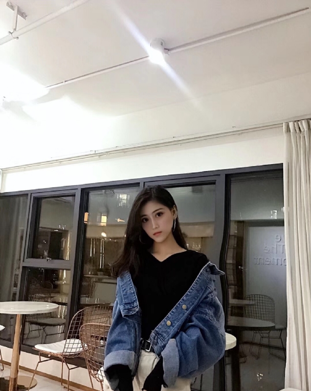 爱笑的眼睛的第一张照片--台湾上门女婿服务网