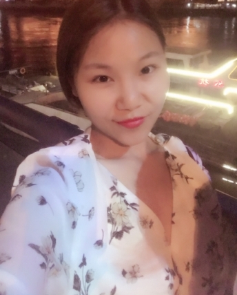 彩儿的第一张照片--台湾上门女婿服务网