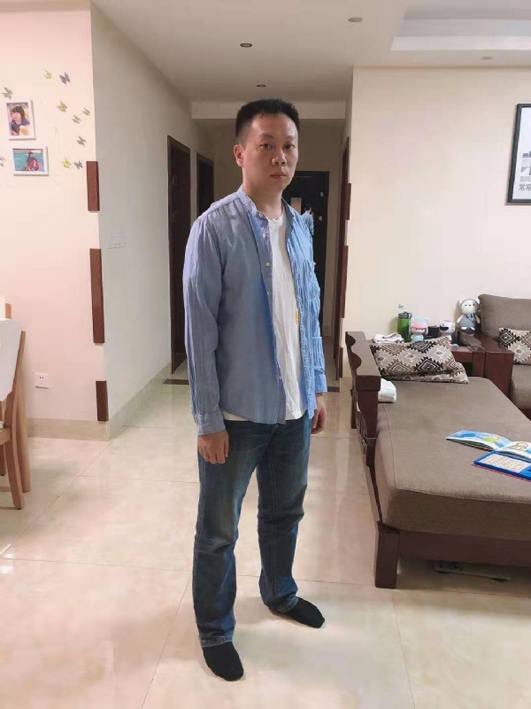 以勒的第一张照片--台湾上门女婿服务网