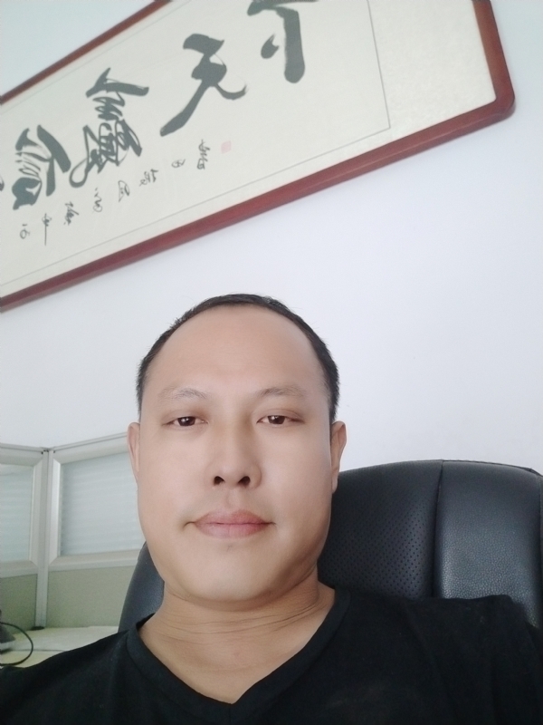 山丘的第三张照片--台湾上门女婿服务网