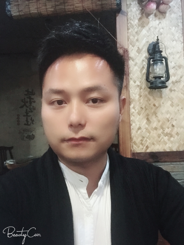 亦初的第一张照片--台湾上门女婿服务网