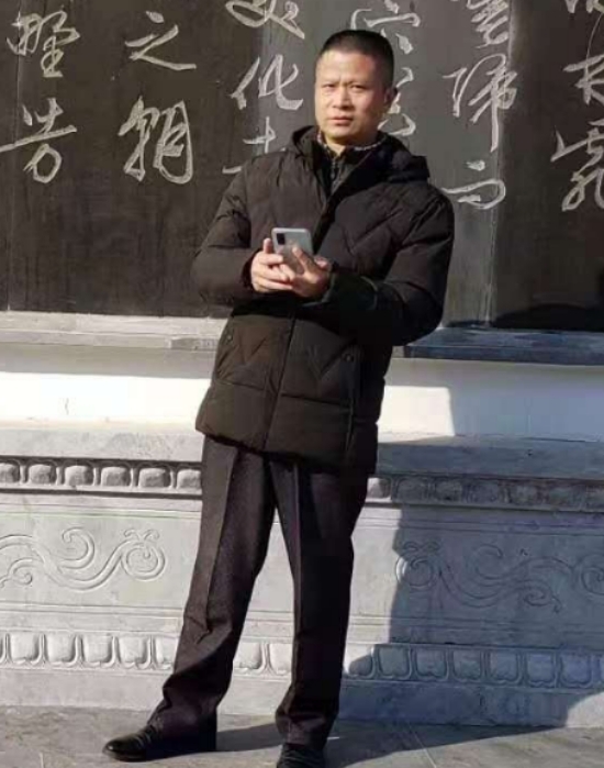 无云的第二张照片--台湾上门女婿服务网