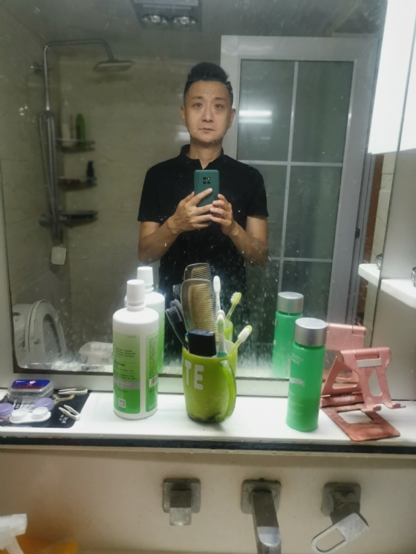 龙少的第一张照片--台湾上门女婿服务网