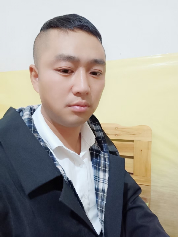 小天的第一张照片--台湾上门女婿服务网