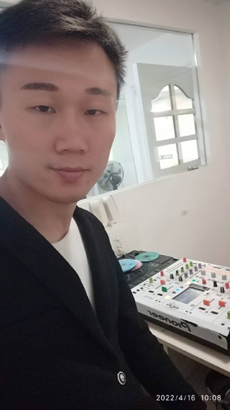 林锋的第一张照片--台湾上门女婿服务网