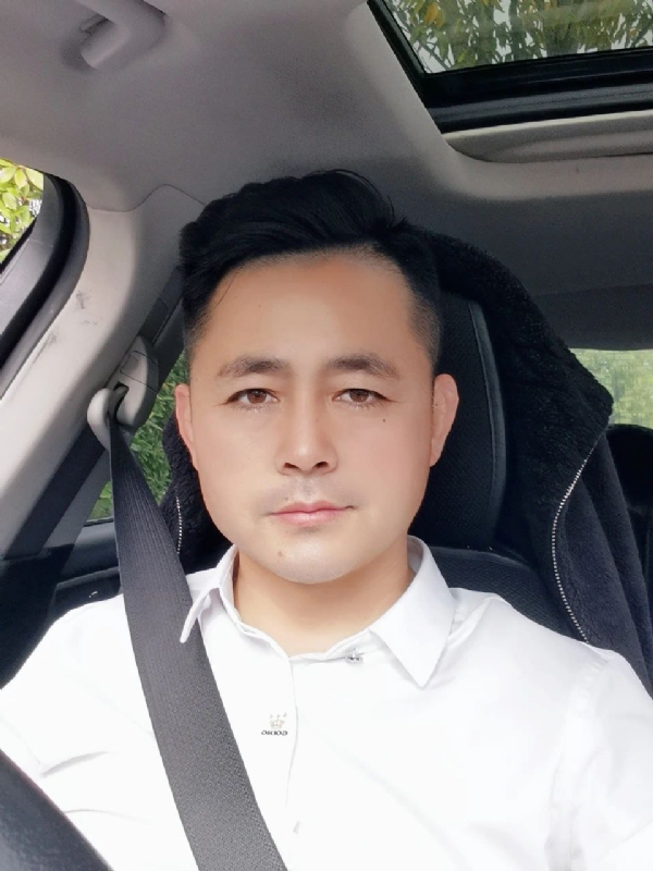 阿华大人的第一张照片--台湾上门女婿服务网