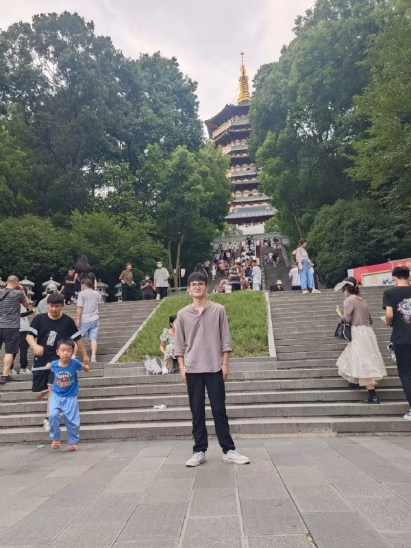 阳光男孩的第二张照片--台湾上门女婿服务网